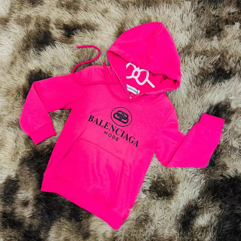 BALENCIAGA