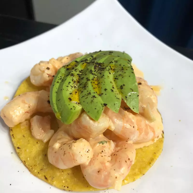 Tostada de Camarón a la Frank