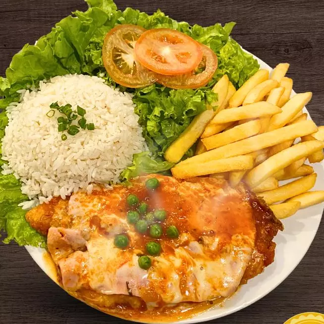 EXECUTIVO TILÁPIA A PARMEGIANA