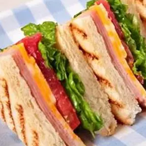 SÀNDWICH TRADICIONAL