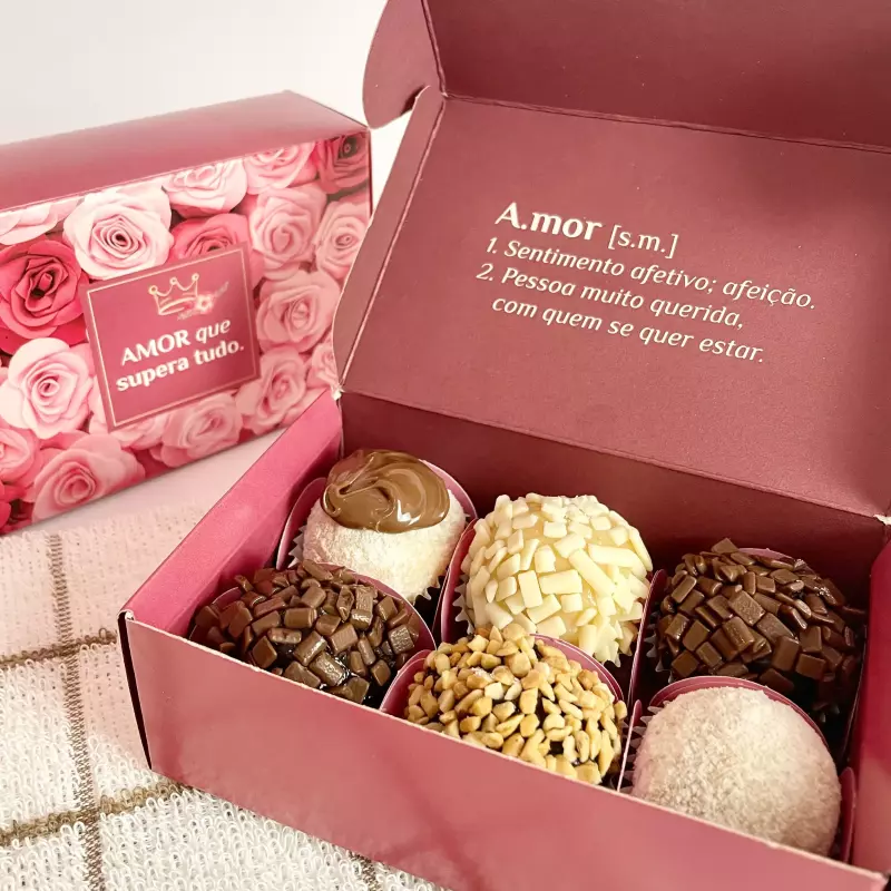 Caixinha + Brigadeiros Opção 2
