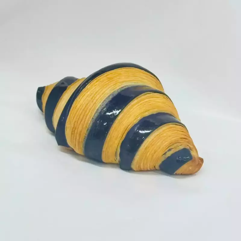 C05 蓝莓可颂 croissant mora azul