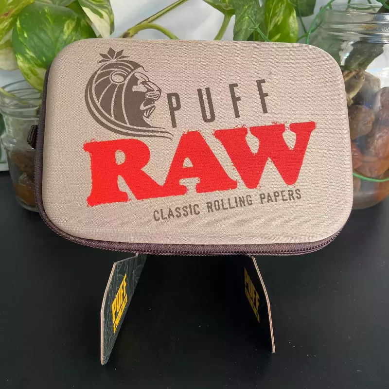 Case Raw Castor Puff Life