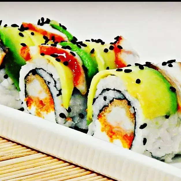 DRAGON ROLL