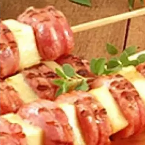 Linguiça Pernil com queijo coalho