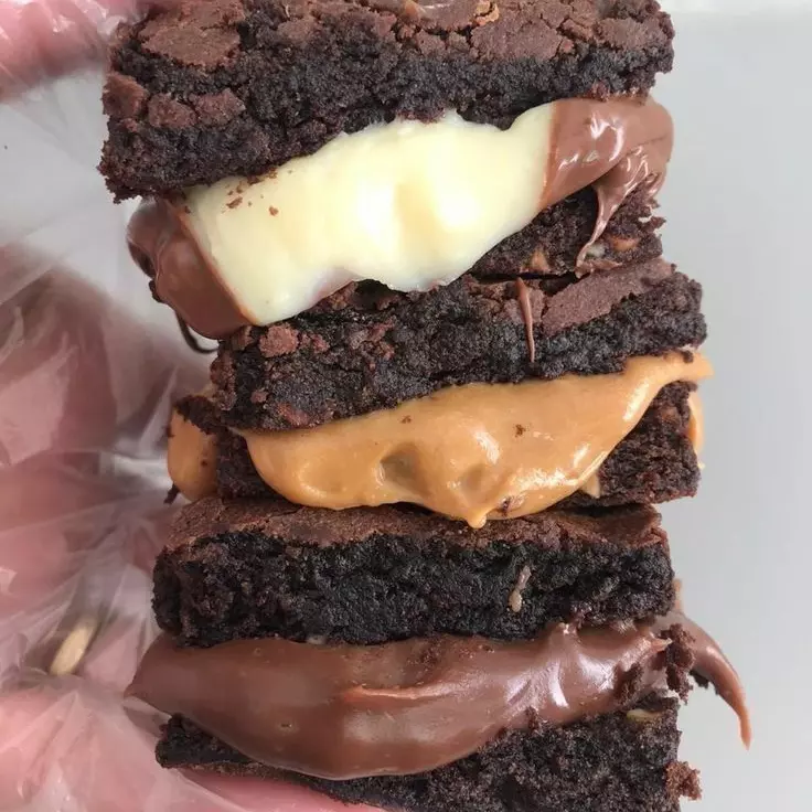 Brownie Mega Recheado 6x6