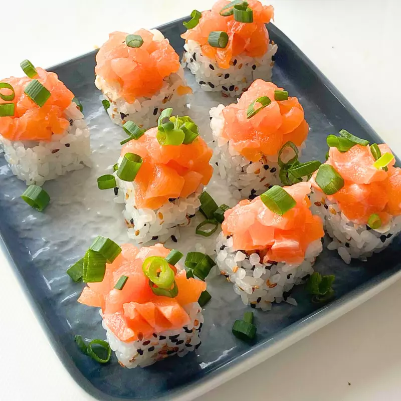 Uramaki Shake Salmão ( 8 peças)