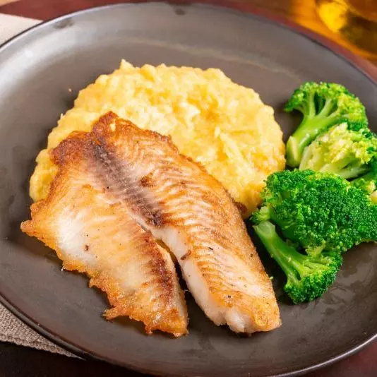 Filé de Tilápia Premium (Saint Pet.)