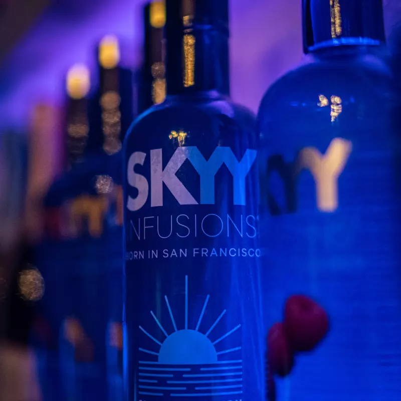 Botella de Skyy Saboriz. 750ml