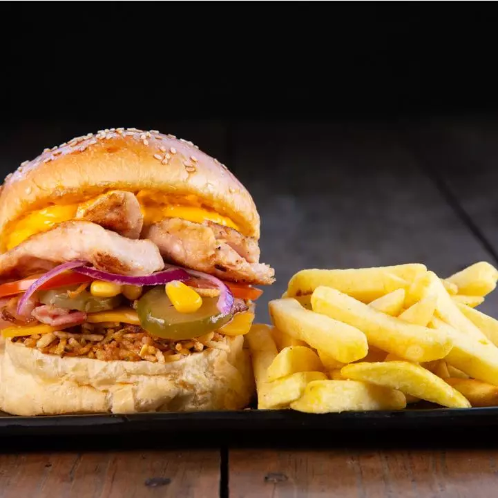 ESPECIAL DE POLLO + PAPA