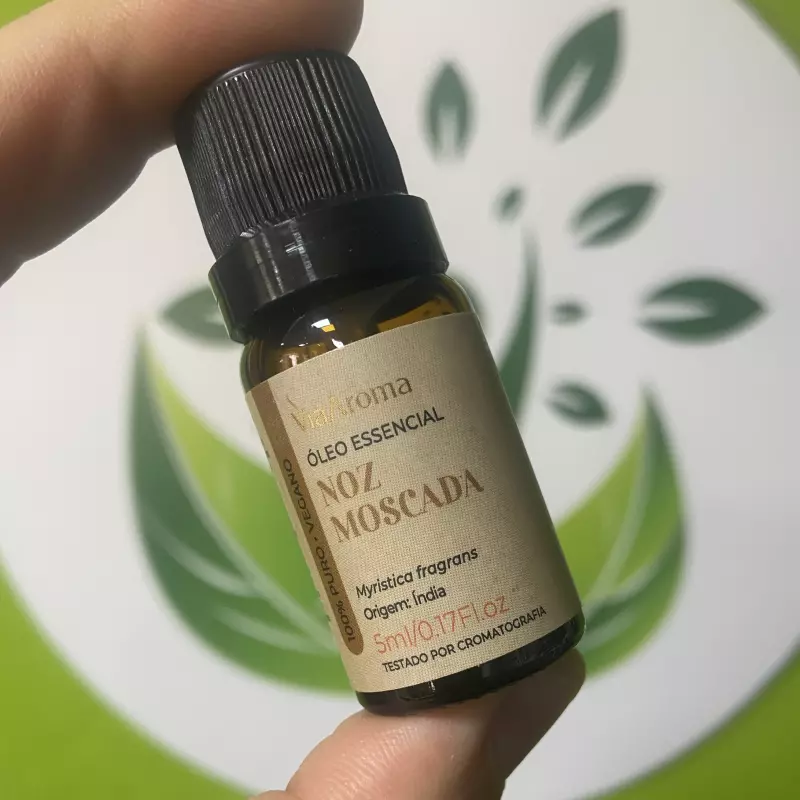 Óleo essencial noz moscada