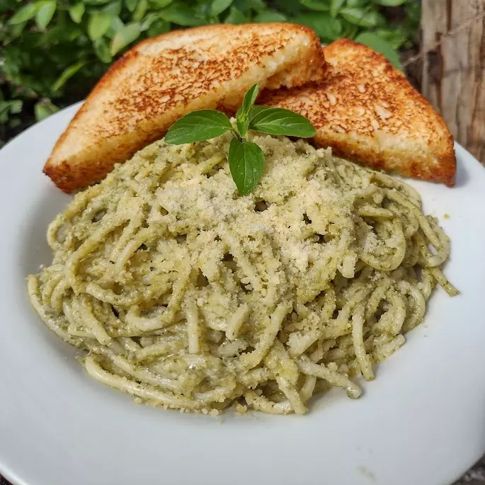 ESPAGUETE PESTO ITALIANO
