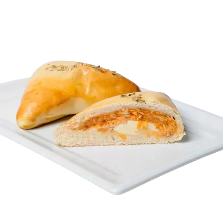 Esfirra de frango com queijo creme