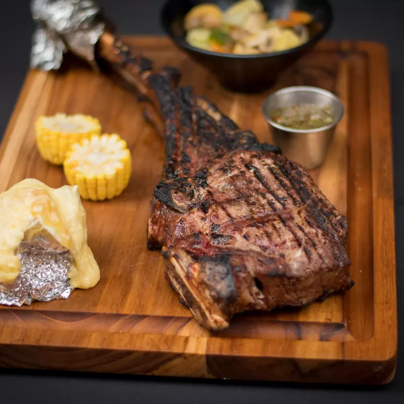 TOMAHAWK