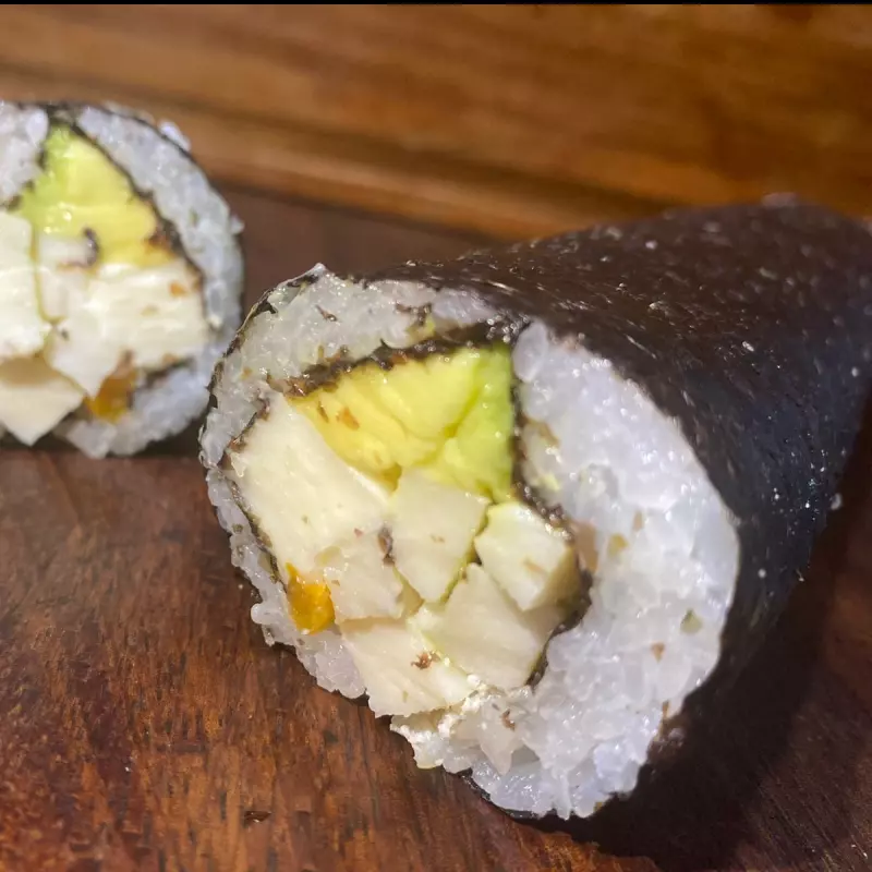 Handroll de Calamar Frio