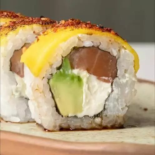 Mango Hot Roll