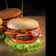 Hamburguesas de res con piña