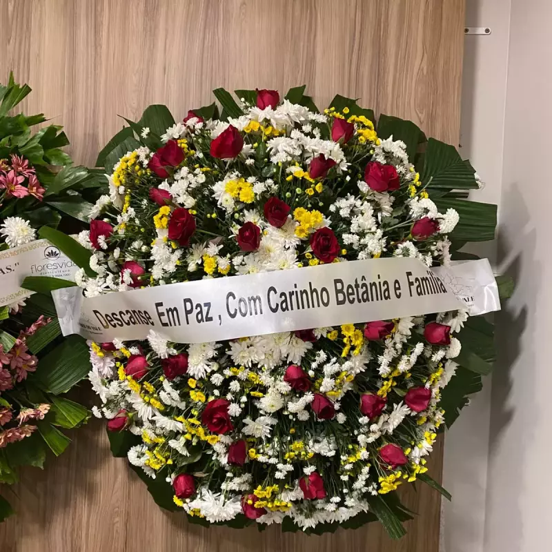 Coroa flor do campo e rosas