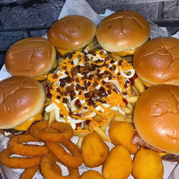 COMBO FAMÍLIA 6 LANCHES