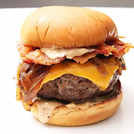 #12 BACON BBQ CHEESEBURGER🥓