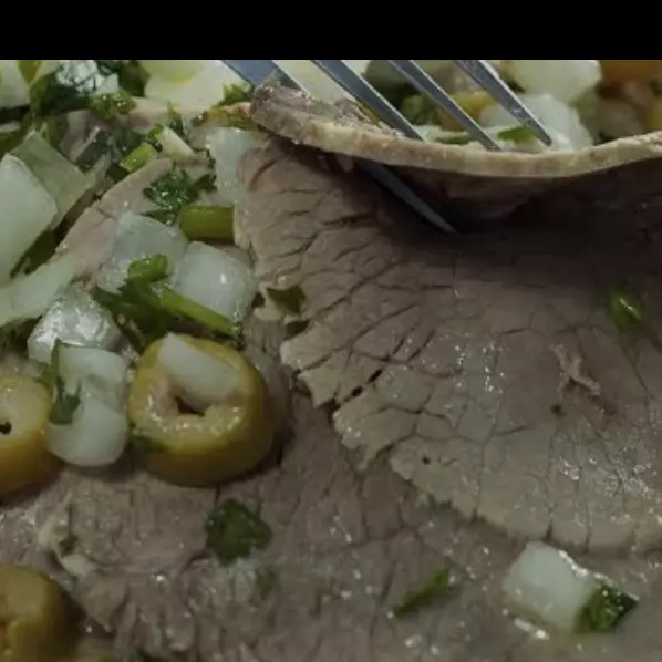 Carne louca acebolada Kg