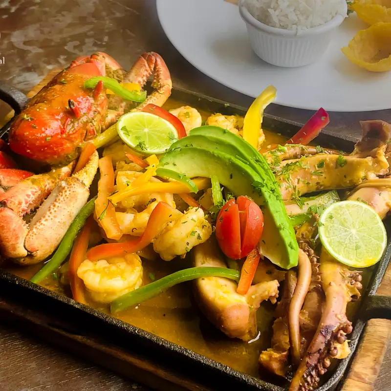 TRIO AL AJILLO REAL(3 MARISCOS)