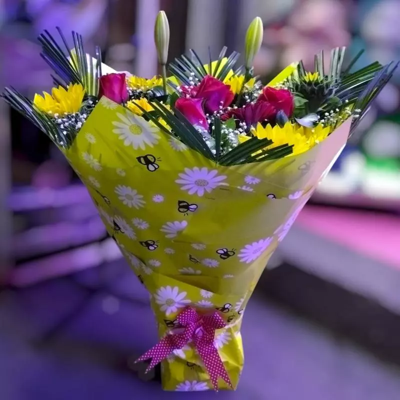 RAMO # 9 // BUCHON LILIS Y ROSAS