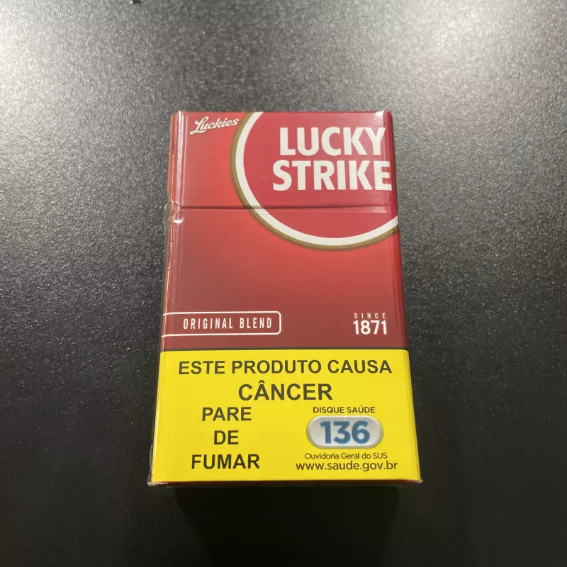 Luck Strike vermelho