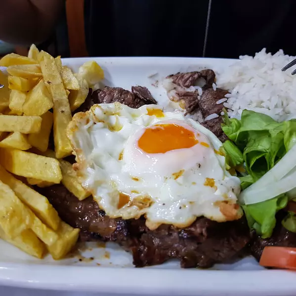 Bife a cavalo executivo