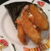 Temaki salmão e Camarão