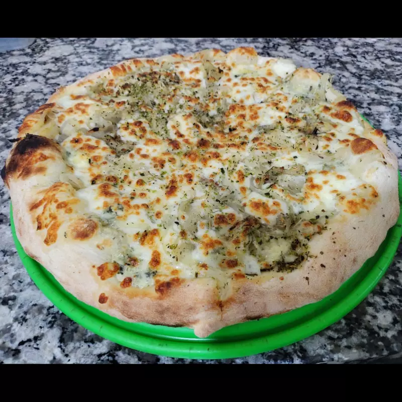 Fugazzeta con panceta ahumada
