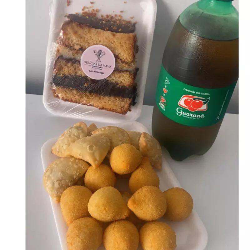 Combo com fatia de torta