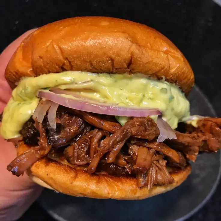 X-Costela desfiada na brasa