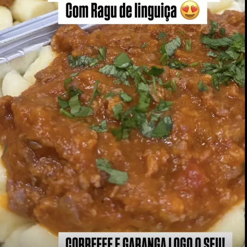 Nhoque batata ao Ragu de linguiça