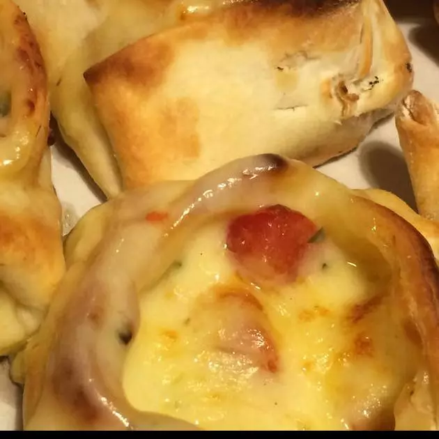 • Empanada de Roquefort y Jamón