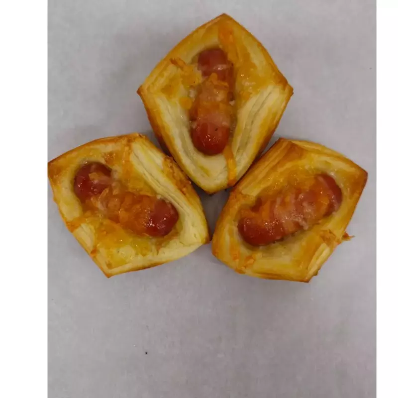 C09 肠仔丹麦  salchi croissant x3