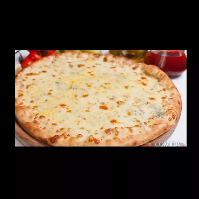 Pizza Grande Quatro Queijo