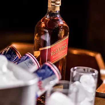 Red Label c/5 Red Bull