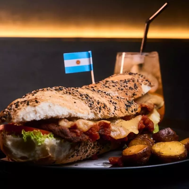 Sanguchón de Milanesa