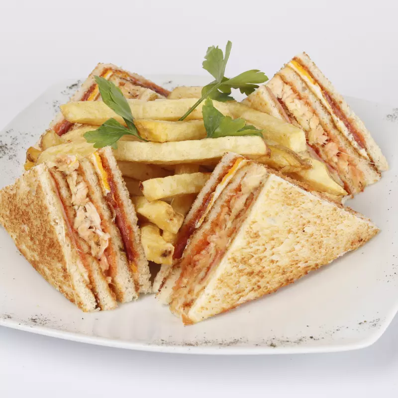 CLUB SANDWICH