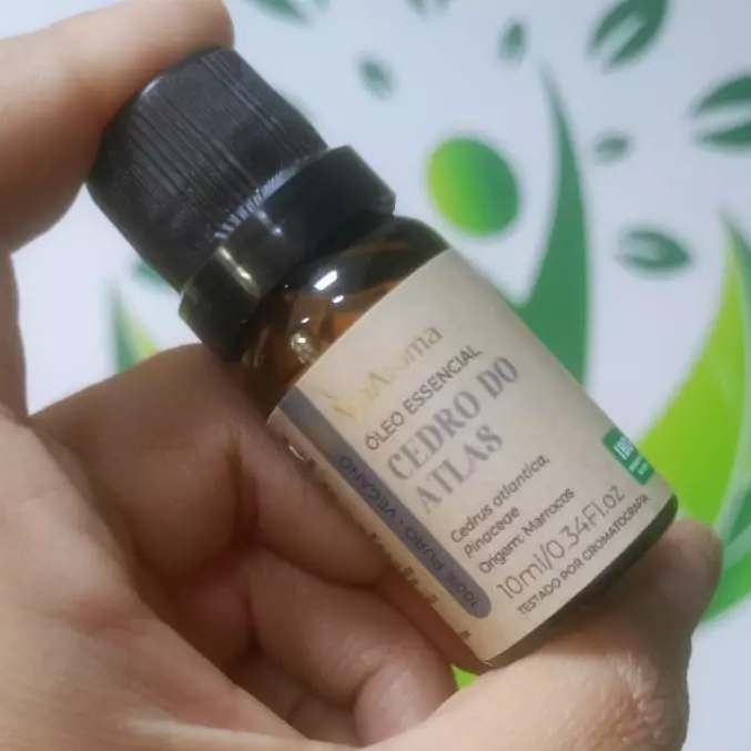Óleo essencial cedro do atlas
