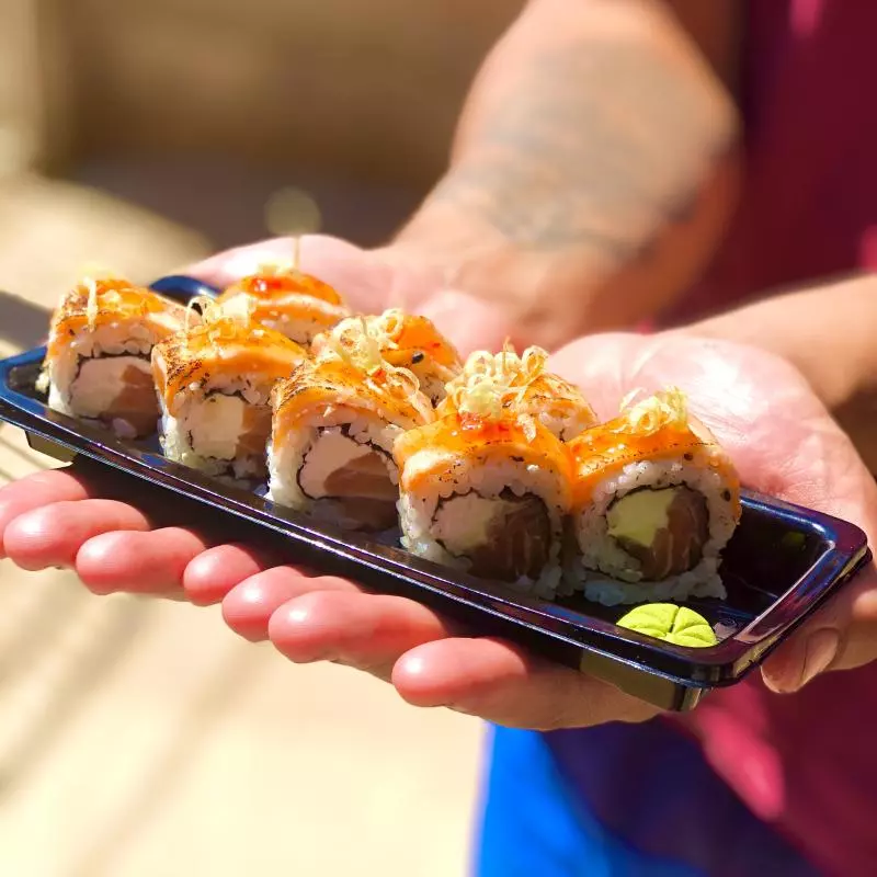 Uramaki filadélfia especial 10un