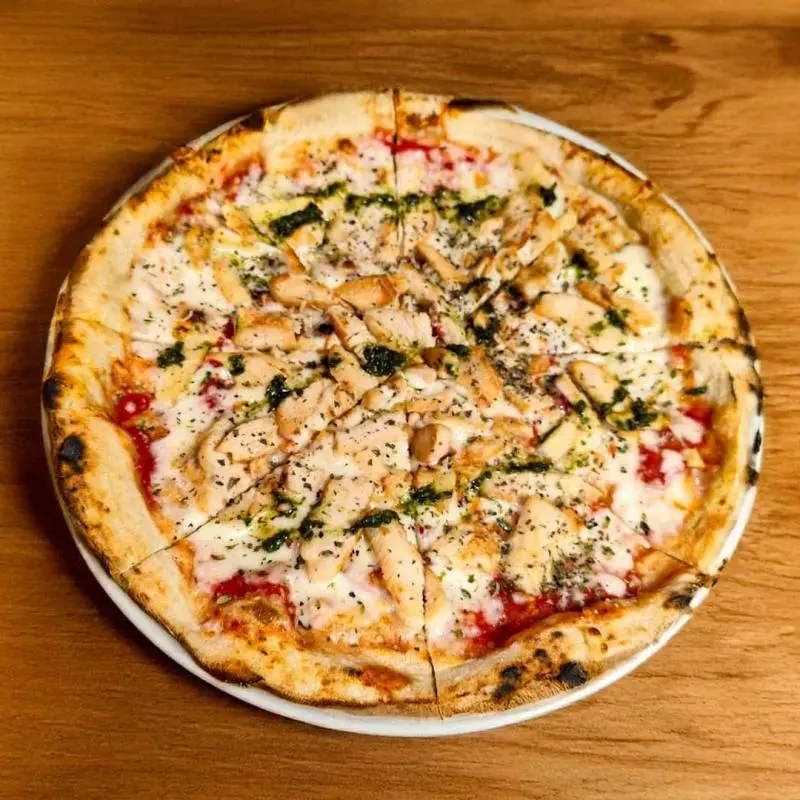Pizza Pollo Pesto