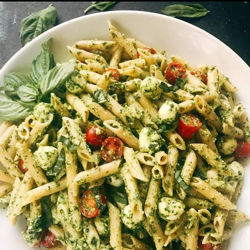 MOLHO AO PESTO