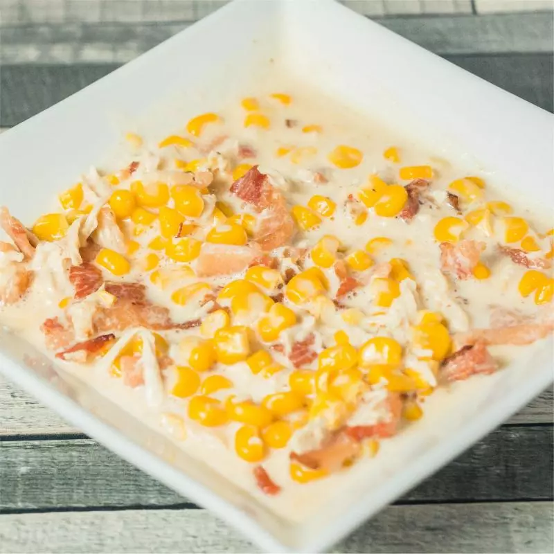 MAIZ, QUESO Y TOCINETA