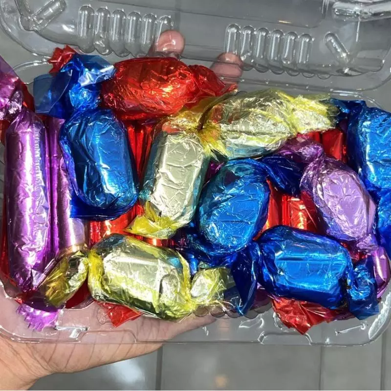 BALA COM COBERTURA DE CHOCOLATE
