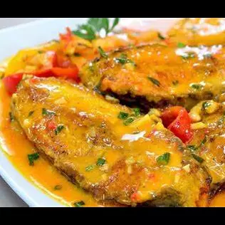 PEIXE AO MOLHO