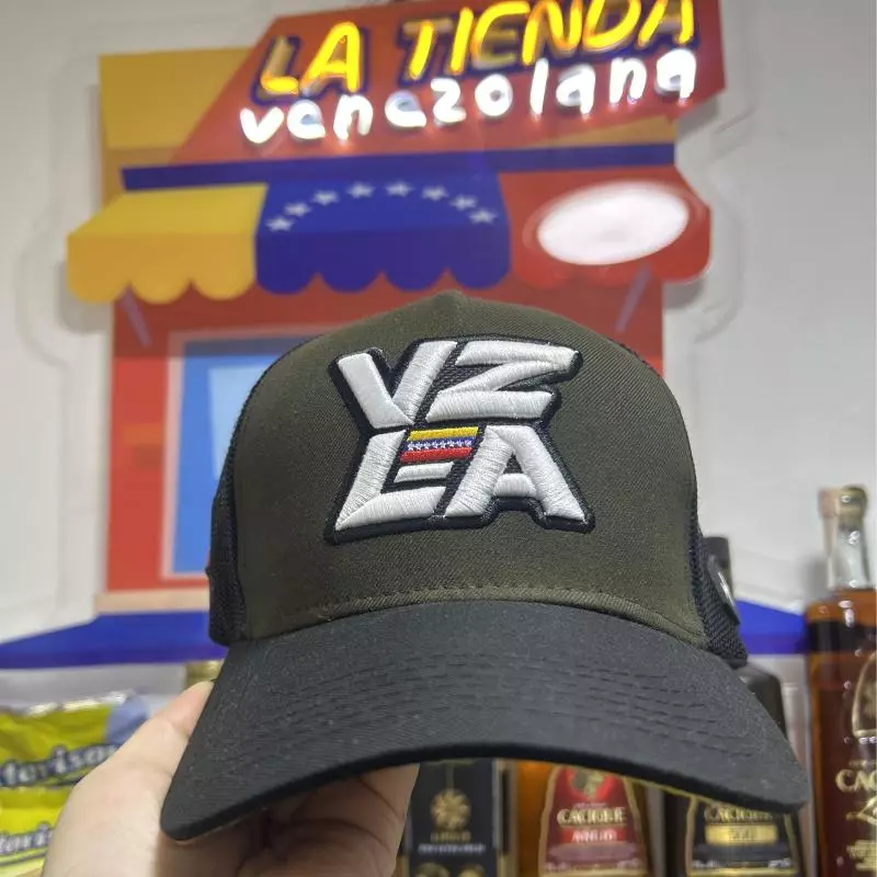 Gorra verde malla negra