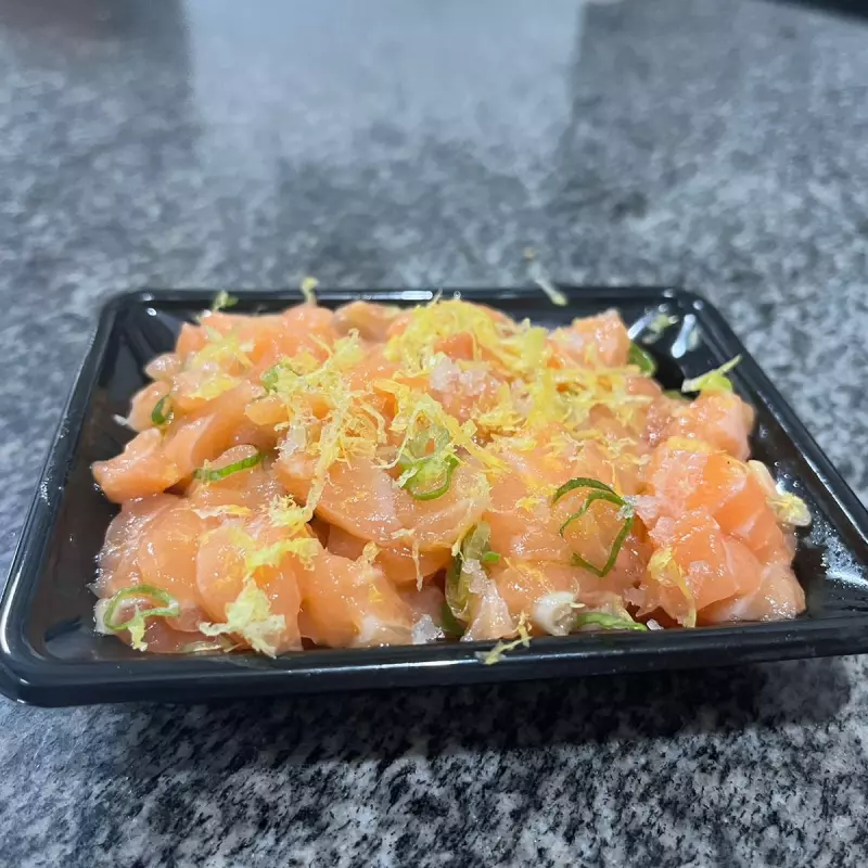 Tartar de salmão trufado