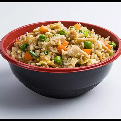 Yakimeshi Frango